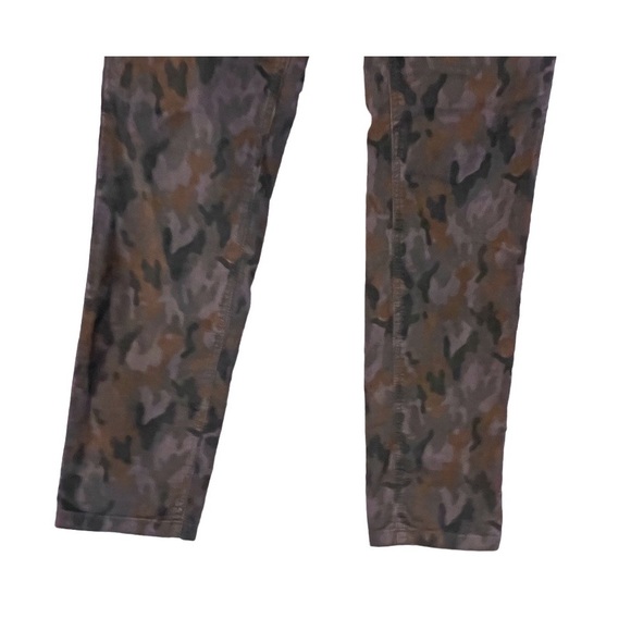 Free People Camo Corduroy Skinny Mid Rise Pants Size 31 - Picture 8 of 11